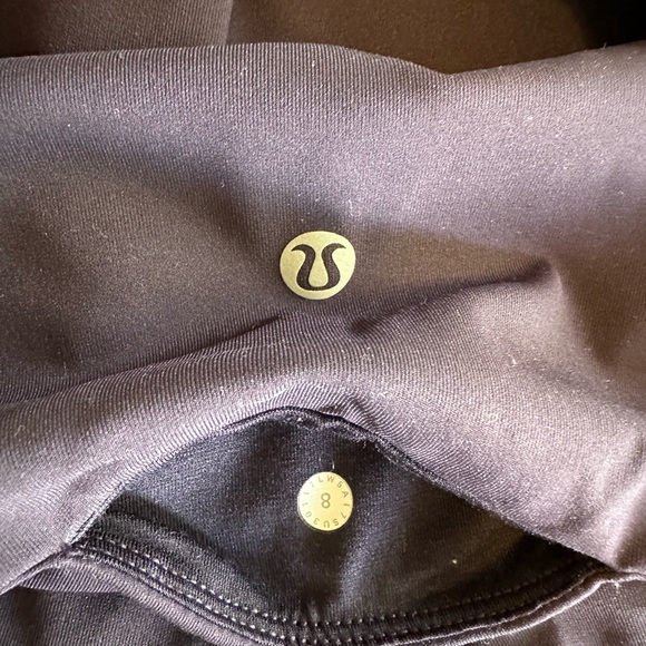 LuluLemon Anew Tight Black Currant 8 - Picture 7 of 9